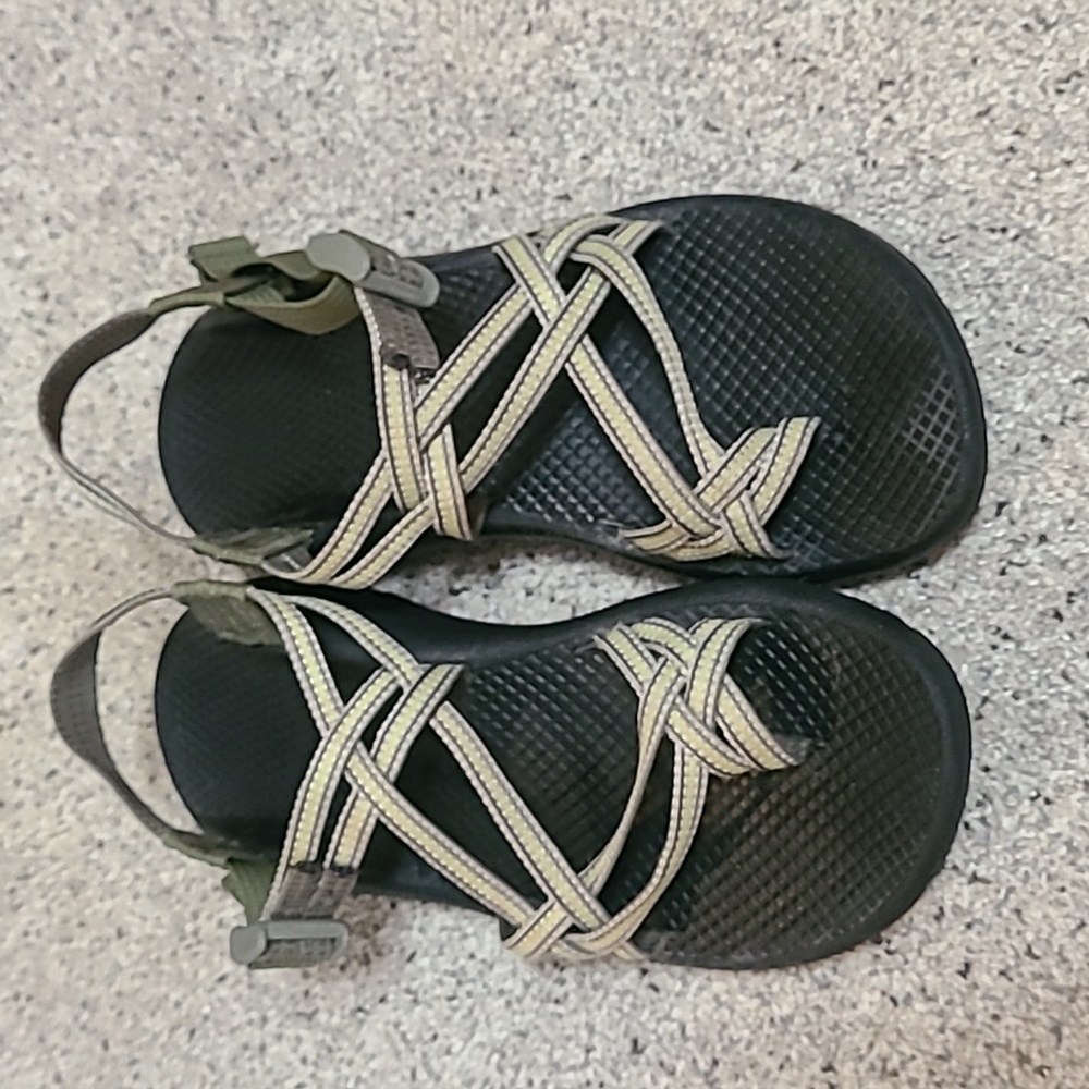 Chaco sandles, size 8